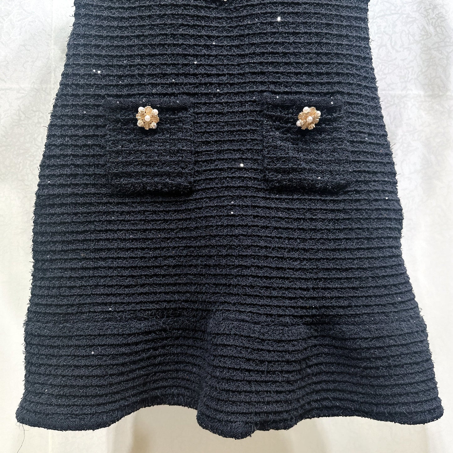 Vellanio™ Button-Bow Strickkleid