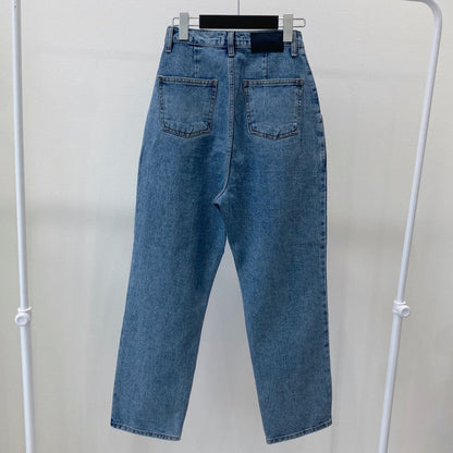 Women's Straight Jeans