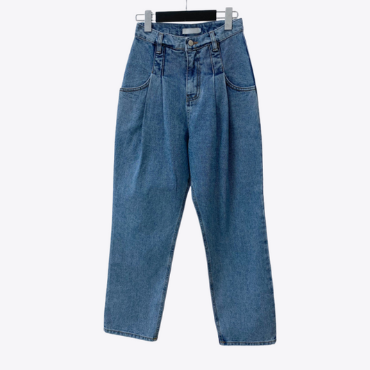 Women's Straight Jeans