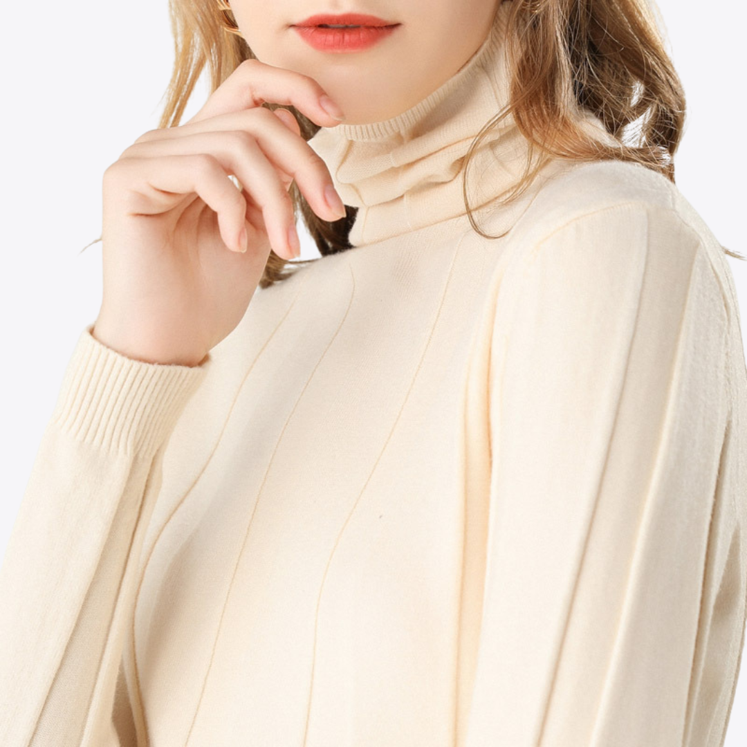 Vellanio™ - Women's Long Sleeve Pullover