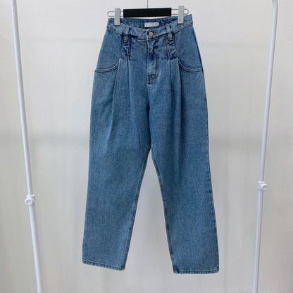 Women's Straight Jeans