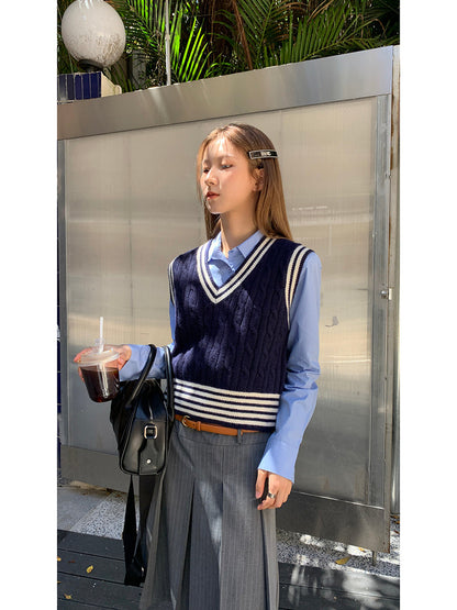Vellanio™ - Striped Pullover Vest